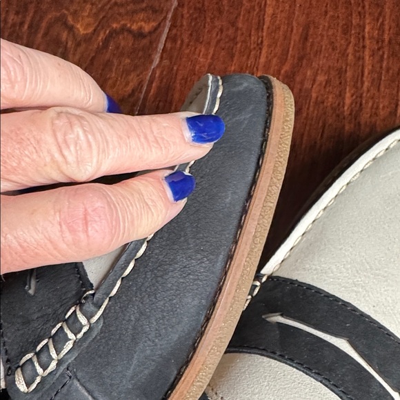 SPERRY Seaport Suede Penny Loafers, color Black/White, size 8.5. - Picture 9 of 10